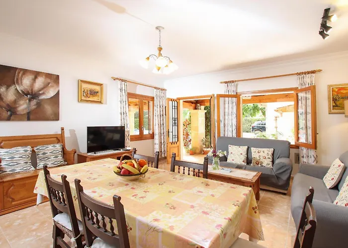 Villa Font Campo - Mar , Lovely With Heated Pool