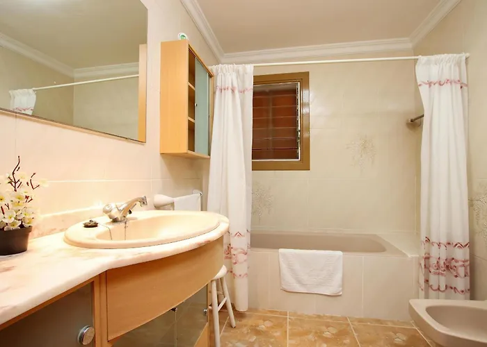 Font Campo - Mar , Lovely With Heated Pool Villa *